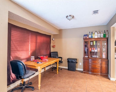 3034 Deer Valley Drive - Photo Thumbnail 9