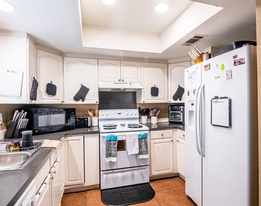 3034 Deer Valley Drive - Photo Thumbnail 11