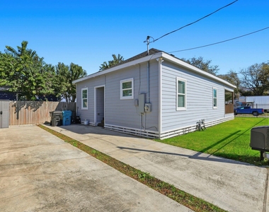1401 Sydnor Street - Photo Thumbnail 13