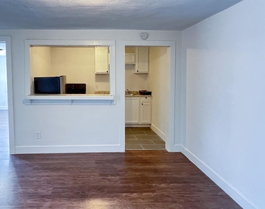 11 Norwood Street - Photo Thumbnail 3