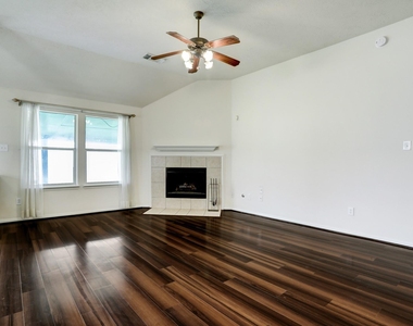 7605 Waterlilly Lane - Photo Thumbnail 3