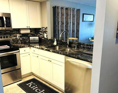 2794 Rhonda Lane - Photo Thumbnail 4