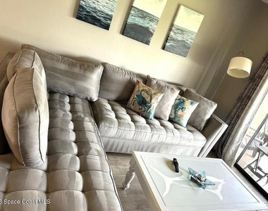 2794 Rhonda Lane - Photo Thumbnail 6