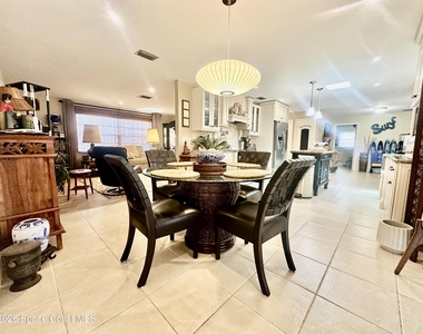 410 Surf Road - Photo Thumbnail 5