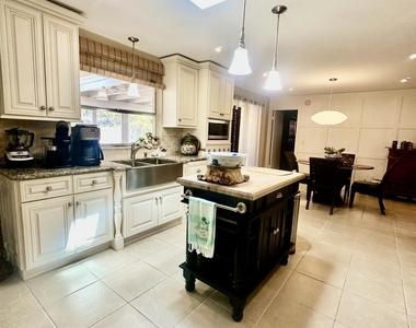 410 Surf Road - Photo Thumbnail 8