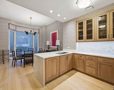 30 Park Place - Photo Thumbnail 5