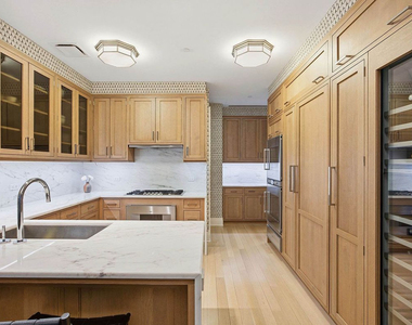 30 Park Place - Photo Thumbnail 1