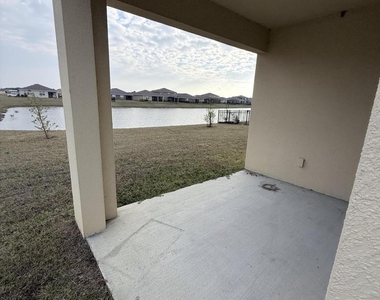 4984 Amasa Circle - Photo Thumbnail 19