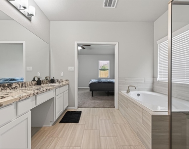 11676 Whirlaway Drive - Photo Thumbnail 35