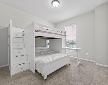 11676 Whirlaway Drive - Photo Thumbnail 26