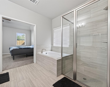 11676 Whirlaway Drive - Photo Thumbnail 36