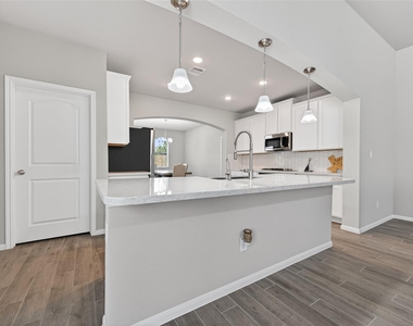11676 Whirlaway Drive - Photo Thumbnail 12