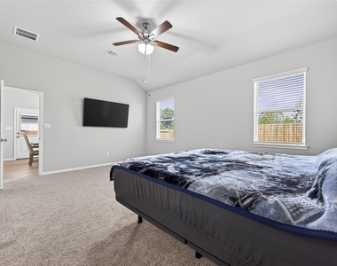 11676 Whirlaway Drive - Photo Thumbnail 31