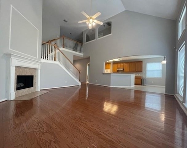 8519 Babbling Brook Court - Photo Thumbnail 15