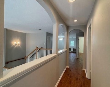 8519 Babbling Brook Court - Photo Thumbnail 34