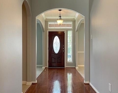 8519 Babbling Brook Court - Photo Thumbnail 3