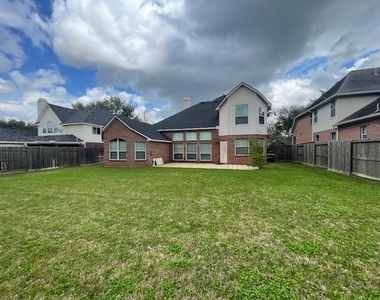 8519 Babbling Brook Court - Photo Thumbnail 45