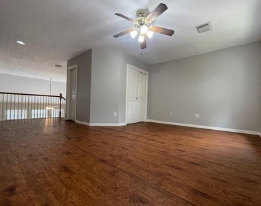 8519 Babbling Brook Court - Photo Thumbnail 30