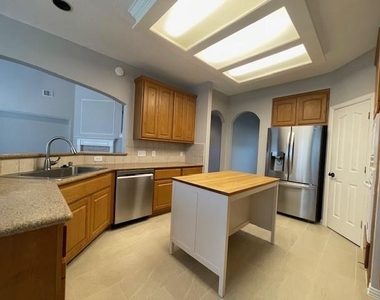 8519 Babbling Brook Court - Photo Thumbnail 9