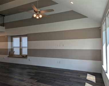 10503 Dolce Lane - Photo Thumbnail 21