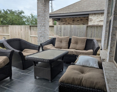 10503 Dolce Lane - Photo Thumbnail 32