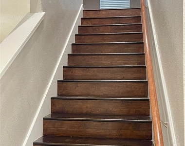 21439 Veneto Hills Court - Photo Thumbnail 12