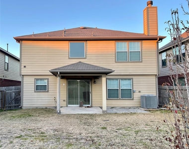 21439 Veneto Hills Court - Photo Thumbnail 23