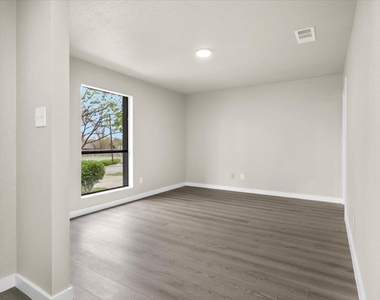 502 Pintail Lane - Photo Thumbnail 5