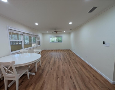8481 S Great Oaks Drive - Photo Thumbnail 7