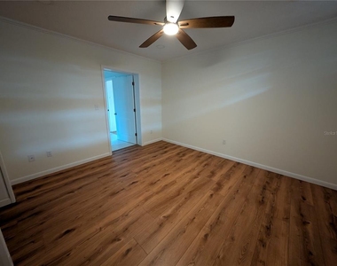 8481 S Great Oaks Drive - Photo Thumbnail 10