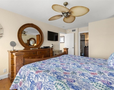 5279 Isla Key Boulevard S - Photo Thumbnail 15