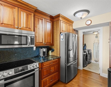 5279 Isla Key Boulevard S - Photo Thumbnail 8
