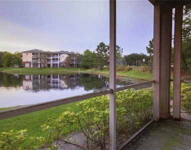 4107 Chatham Oak Court - Photo Thumbnail 7