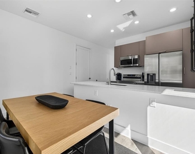 8706 Palm Ranches Place - Photo Thumbnail 13