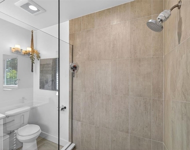 8706 Palm Ranches Place - Photo Thumbnail 22