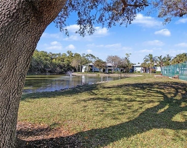 28201 Pine Haven Way - Photo Thumbnail 16