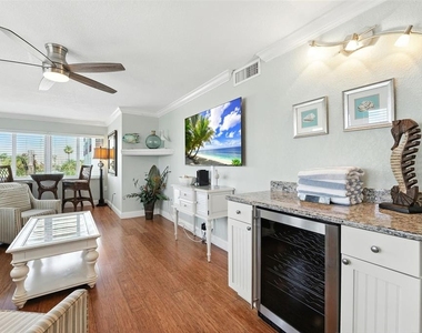 10265 Gulf Boulevard - Photo Thumbnail 27