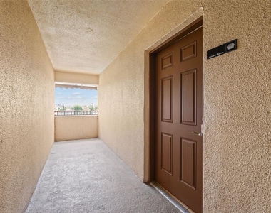 10265 Gulf Boulevard - Photo Thumbnail 40