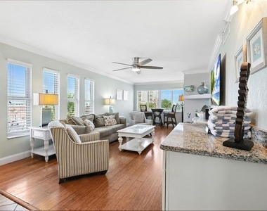 10265 Gulf Boulevard - Photo Thumbnail 24