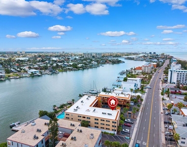 10265 Gulf Boulevard - Photo Thumbnail 52