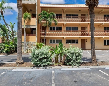 10265 Gulf Boulevard - Photo Thumbnail 19