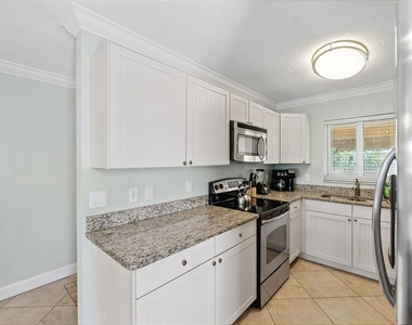 10265 Gulf Boulevard - Photo Thumbnail 30