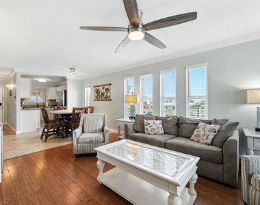 10265 Gulf Boulevard - Photo Thumbnail 23