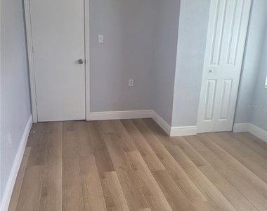 1320 S Oleander Avenue - Photo Thumbnail 22