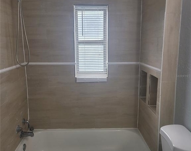 1320 S Oleander Avenue - Photo Thumbnail 27