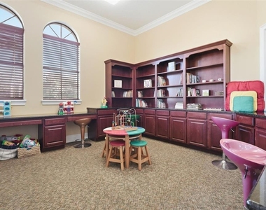 119 Elissar Drive - Photo Thumbnail 52
