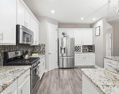 119 Elissar Drive - Photo Thumbnail 3
