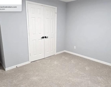 1532 Ne 35th - Photo Thumbnail 13