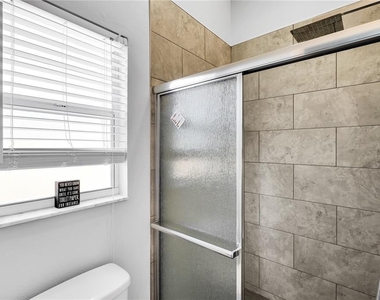 2648 Nassau Street - Photo Thumbnail 15