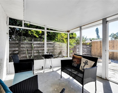 2648 Nassau Street - Photo Thumbnail 21